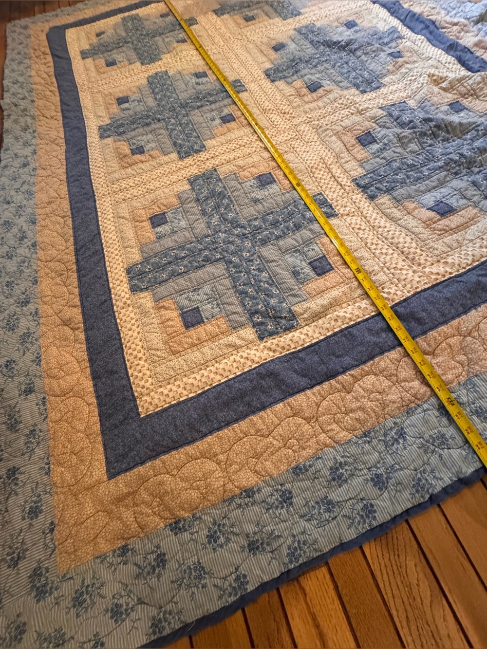Handmade Log Cabin pattern quilt with blue and tan fabrics - Picture 11 of 16